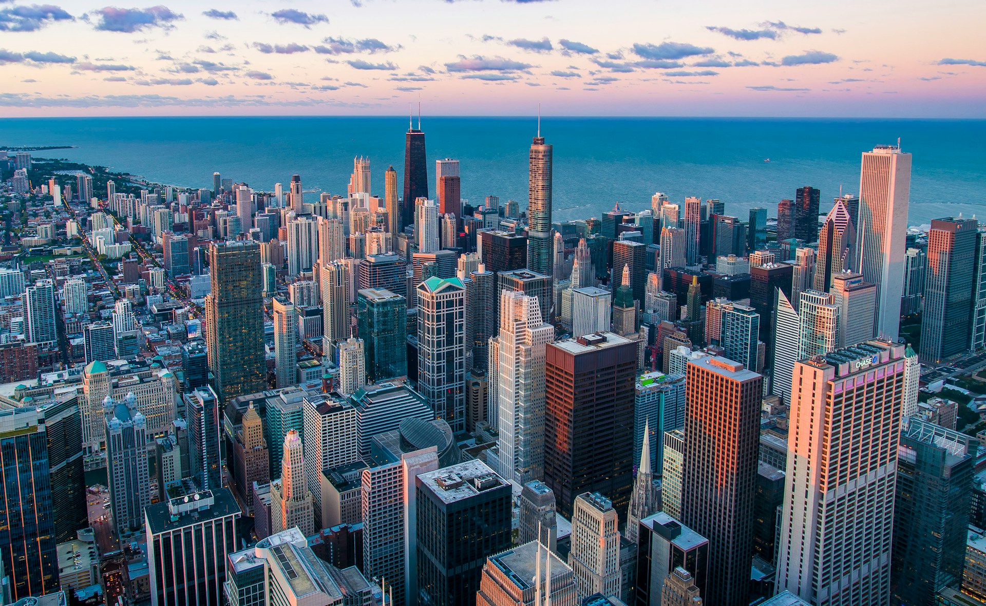 The Windy City's Allure: Why Chicago is Your Next Great City Break
